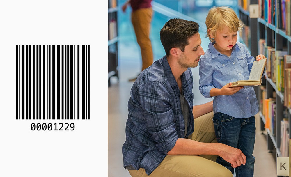 Illustration: Vater und Sohn mit digitalem Bibliotheksausweis in der Bibliothek