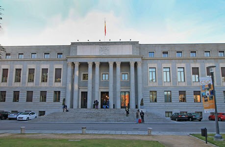 Fachada del edificio central del CSIC