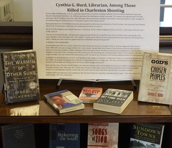 Display van de #CharlestonSyllabus bij Lipscomb University ter nagedachtenis aan Cynthia Hurd
