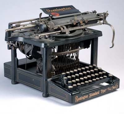诗人保罗·劳伦斯·邓巴使用的雷明顿手动打字机