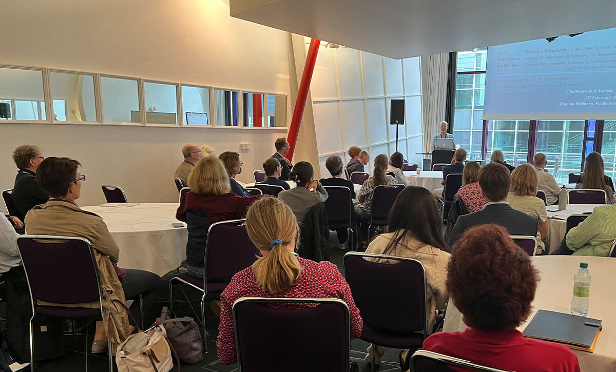 Photo: OCLC presentation at BiblioCon