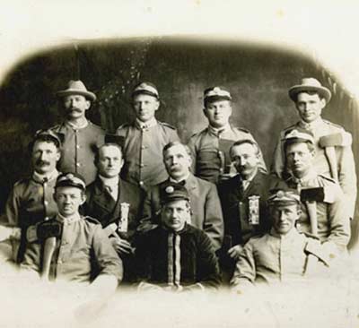 照片：北达科他州霍普消防署，1907 年
